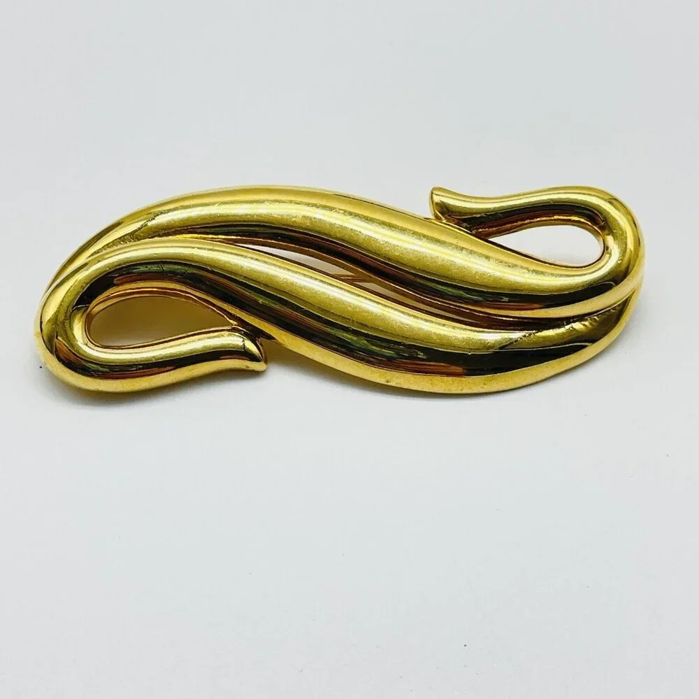 Signed MONET Brooch Gold Tone Abstract Swirl Vintage Designer Costume Jewelry